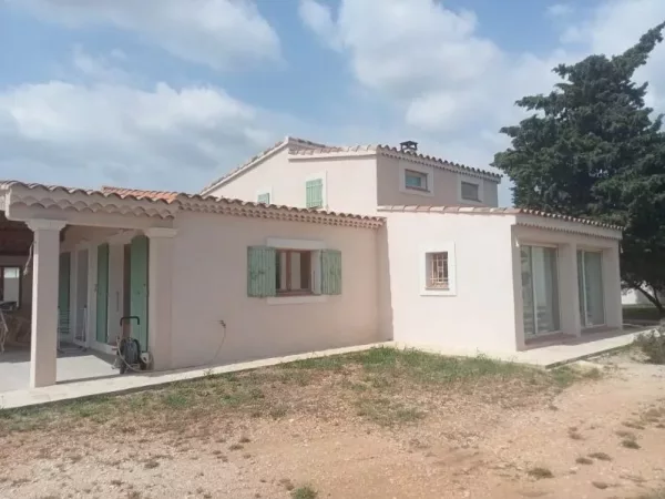A VENDRE MAISON DE CAMPAGNE T5 - BERRE L'ETANG